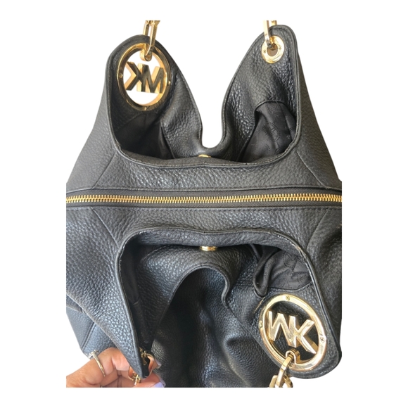 MICHAEL KORS FULTON BLACK PEBBLE LEATHER CHAIN BAG TOTE EXTRA ROOMY EUC - Picture 8 of 16